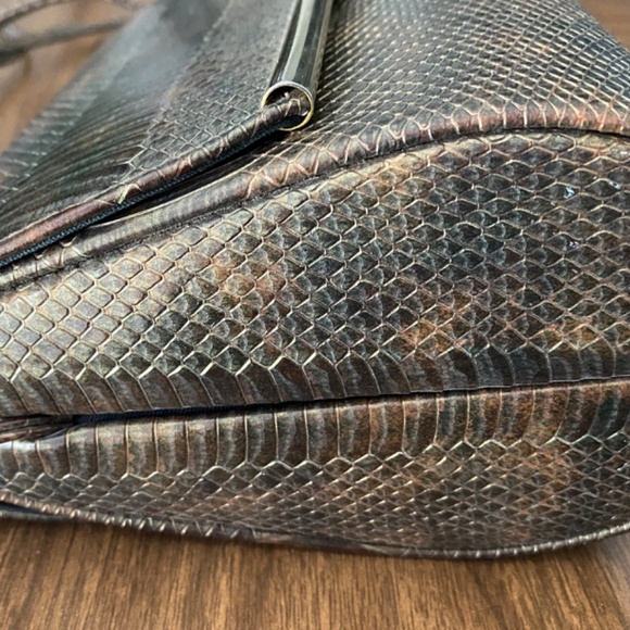 Iridescent Olive Faux Snakeskin Bag - Picture 3 of 8
